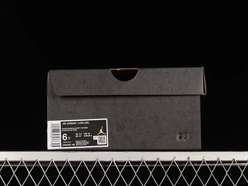 All categories Air Jordan Jordan series basketball shoes Air Jordan 1 Low Air Jordan 1 Low AJ1 Joe 1 white and pink low-top basketball shoes DR9498-168